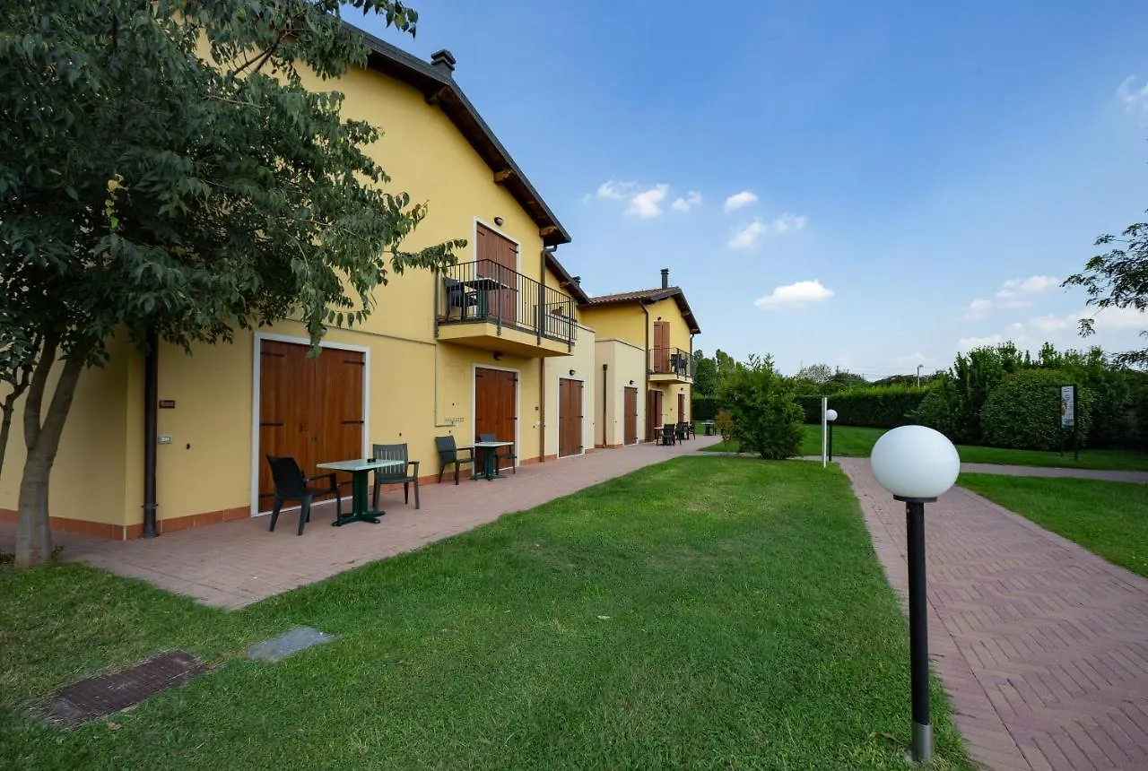Residence Eden Peschiera del Garda 2*,  Italie